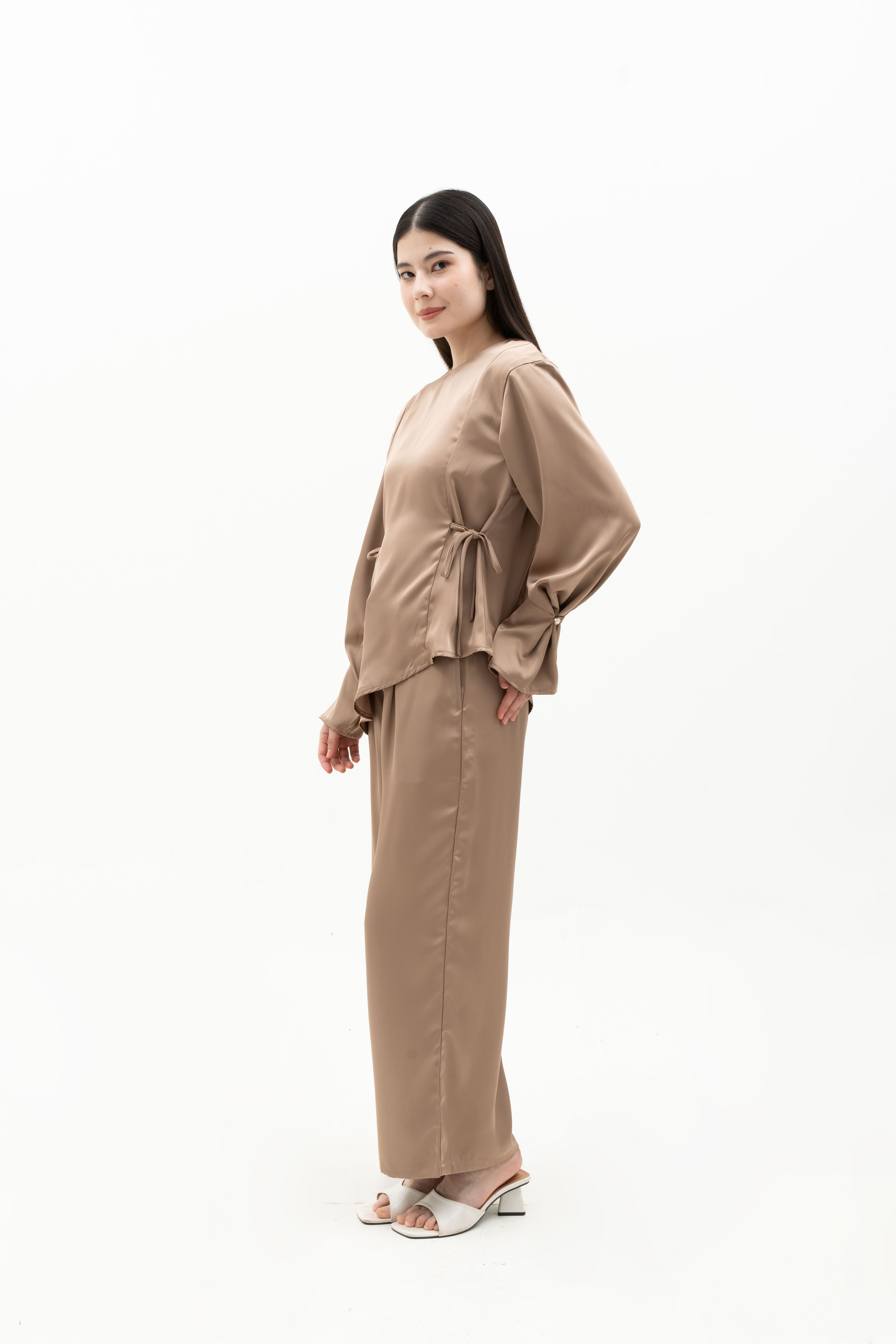 LEONOR SET - Silk Long Sleeve Top & High-Waist Pants