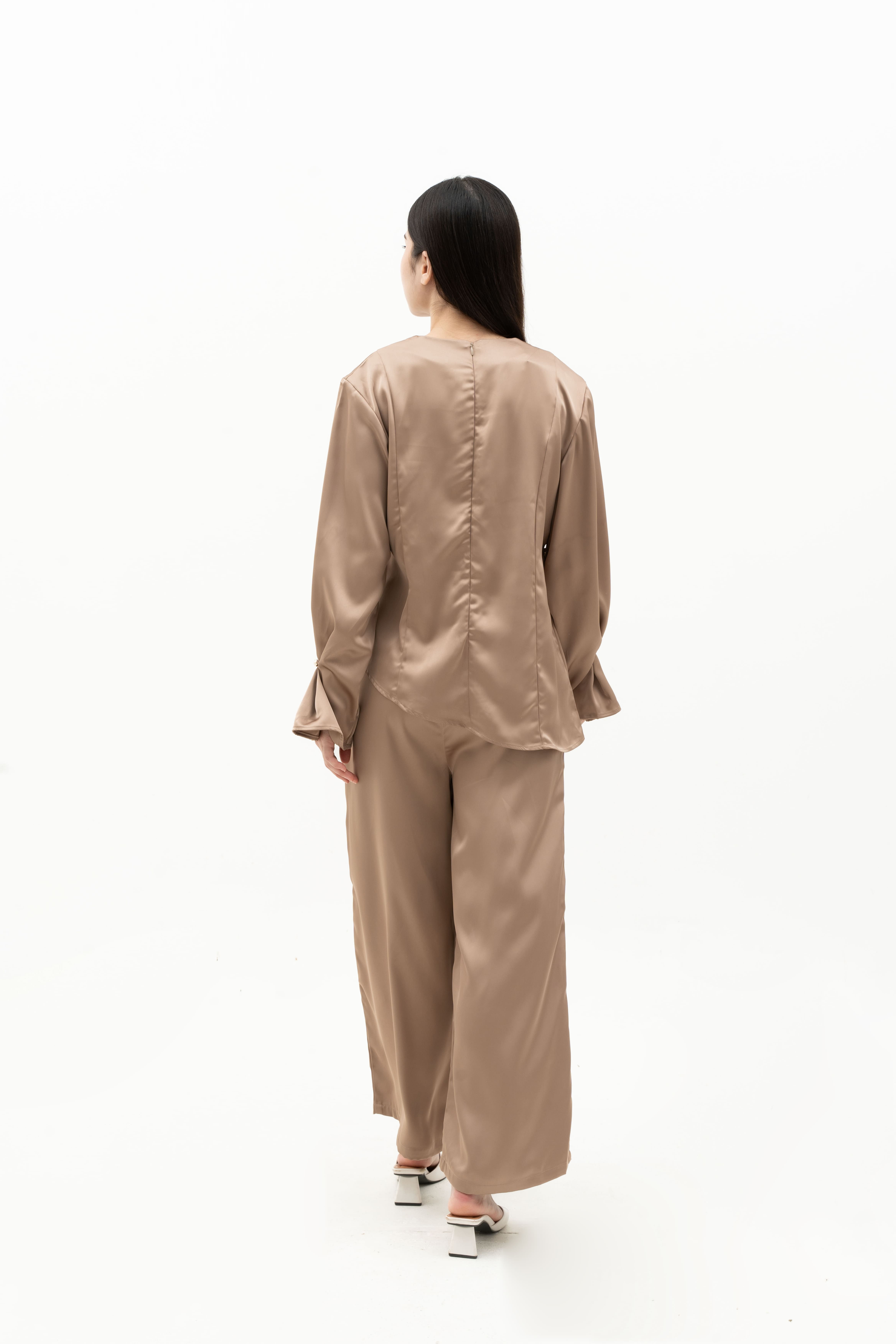 LEONOR SET - Silk Long Sleeve Top & High-Waist Pants