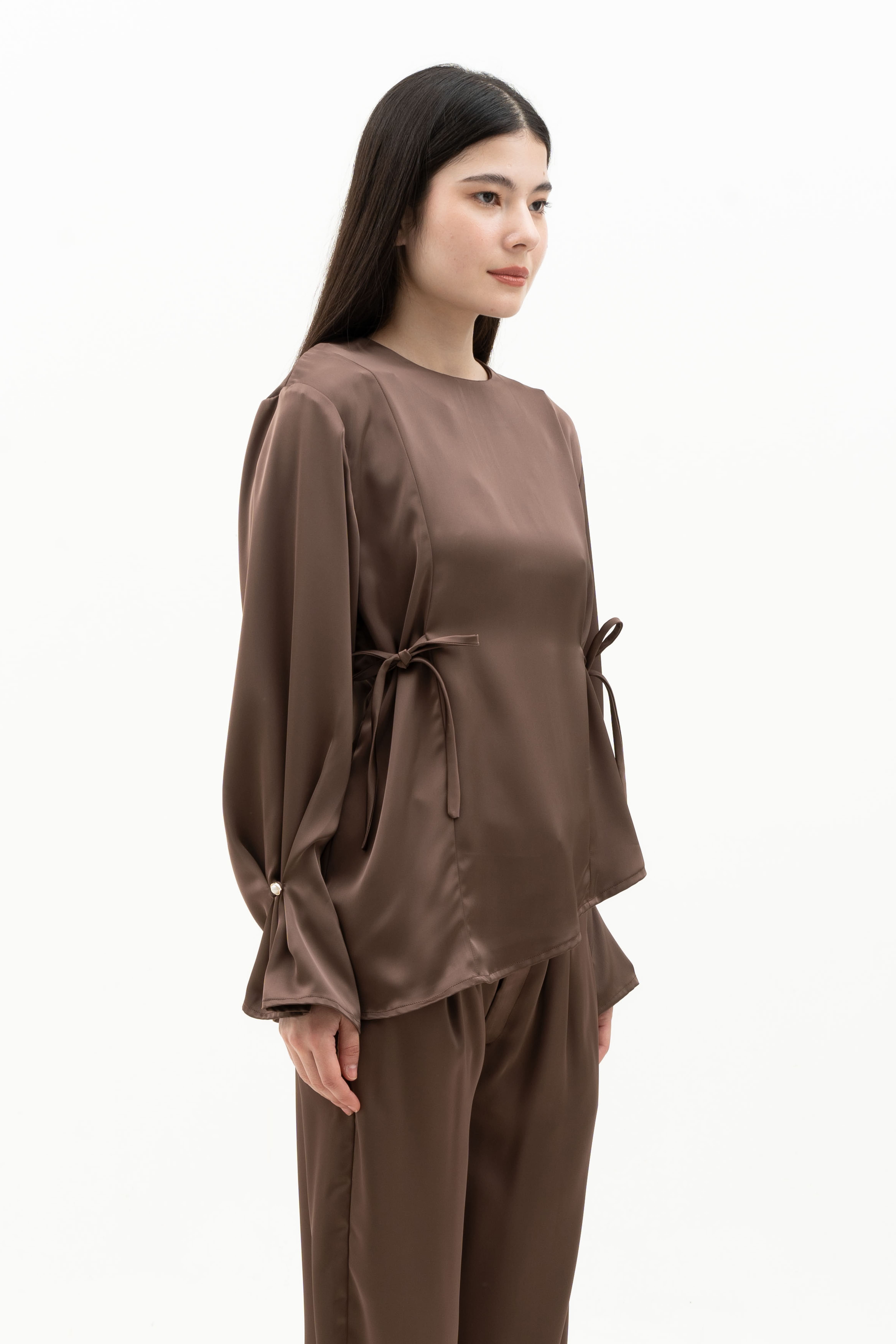 LEONOR SET - Silk Long Sleeve Top & High-Waist Pants