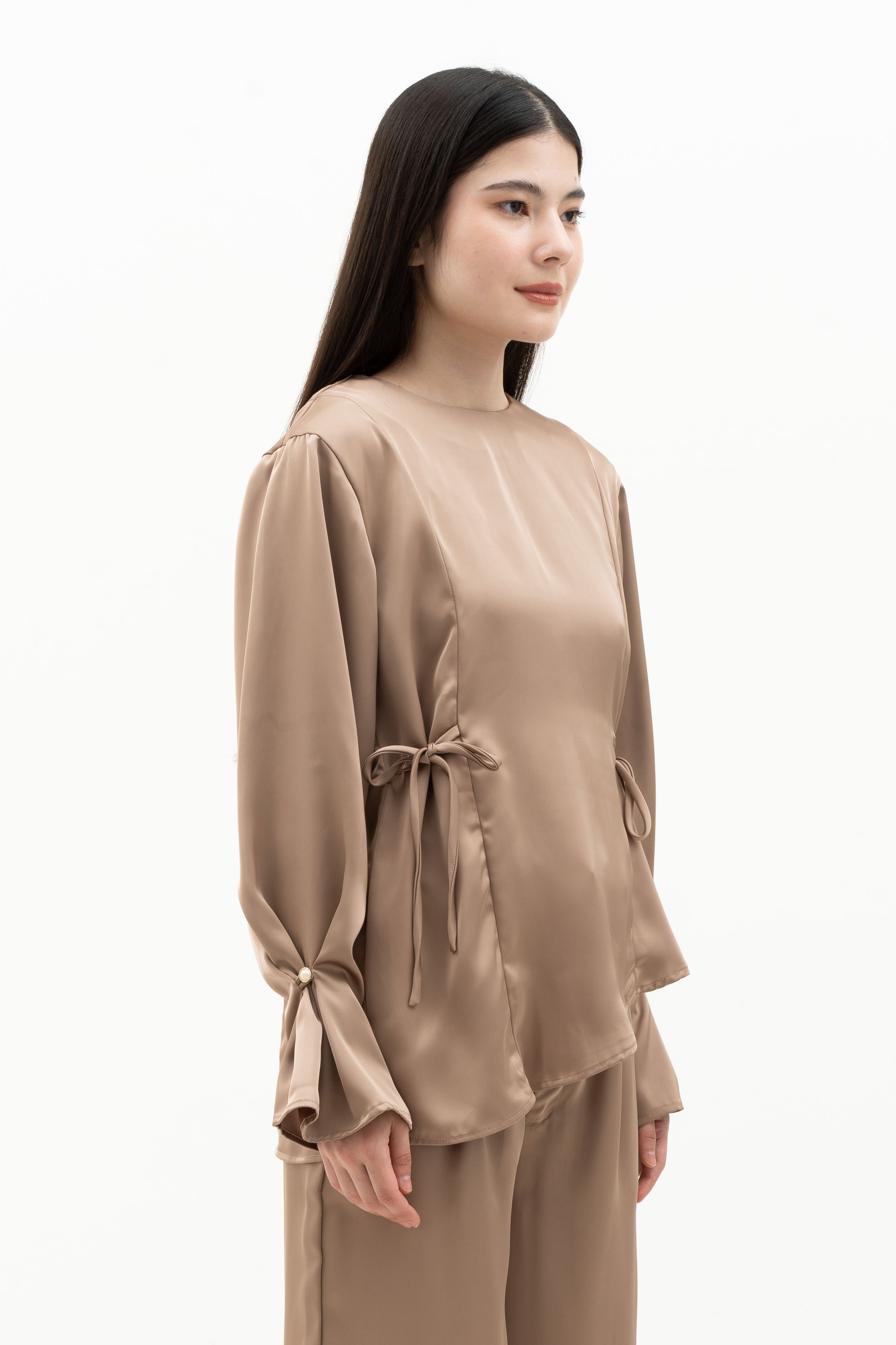 LEONOR SET - Silk Long Sleeve Top & High-Waist Pants
