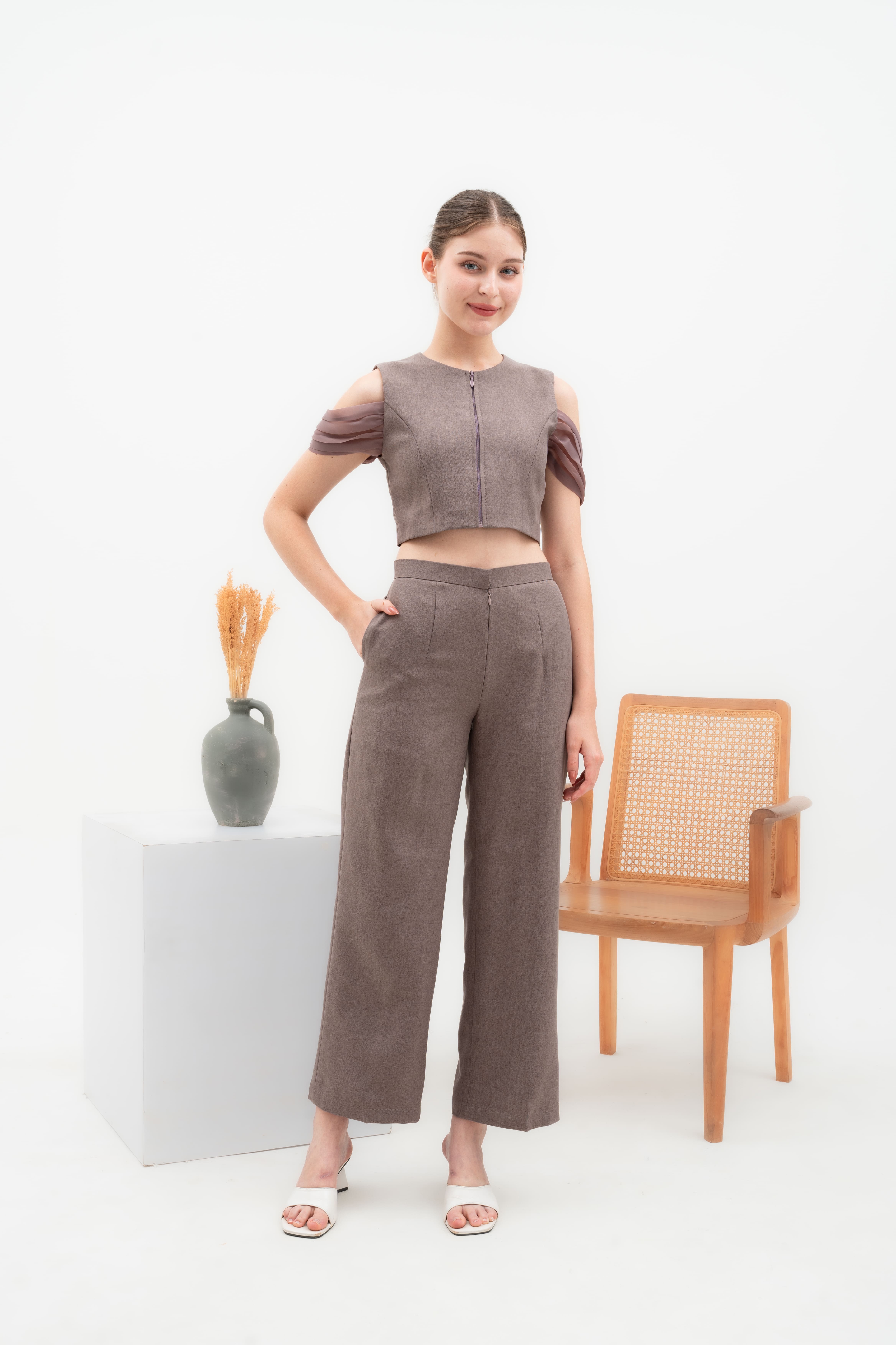 OXA SET -  ORGANZA OFF-SHOULDER TOP & TAILORED PANT